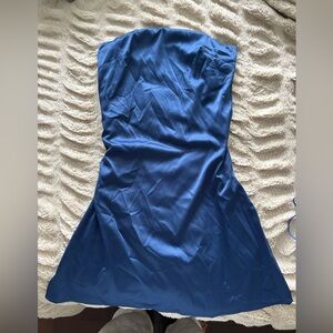 Elegant Blue Strapless Dress